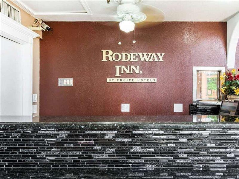 Rodeway Inn Cypress Exterior photo